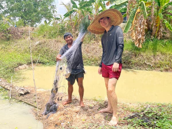 Tourist fishing in Thailand, Ubon Ratchathani